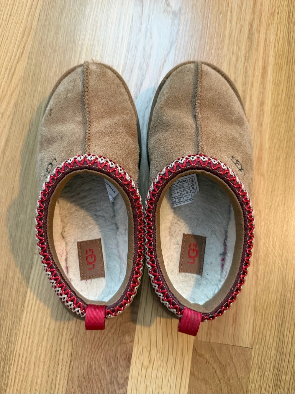 UGG Kids Chestnut Suede Slip-On Slippers with Red Trim